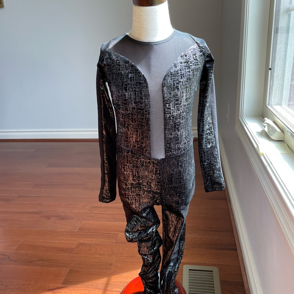 Dance costume